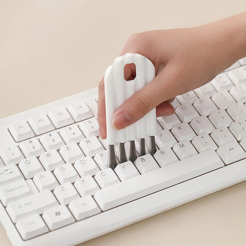 Kit de escovas de limpeza para teclado e tampa de copos com cerdas macias e ferramentas multifuncionais para remover teclas